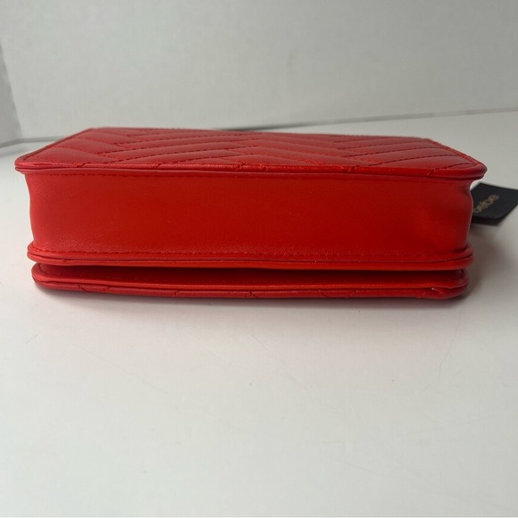 BEBE CANDY APPLE SOPHIA SMALL CROSSBODY/ SHOULDER BAG | NEW/NWT!!♥️♥️ - Picture 5 of 12